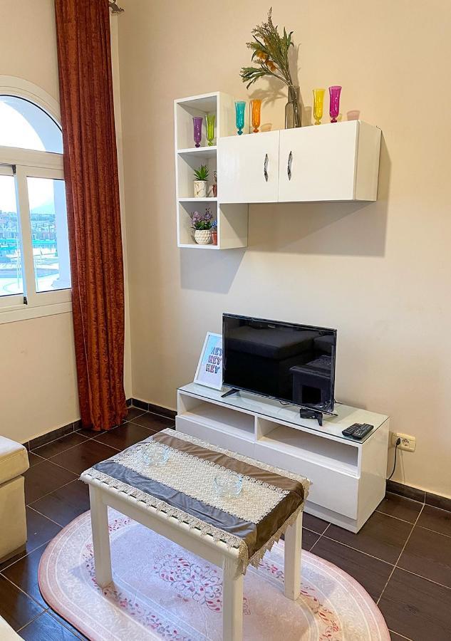 Fully Equipped Apartments Pool & Mountains View In Porto Sharm Resort Extérieur photo