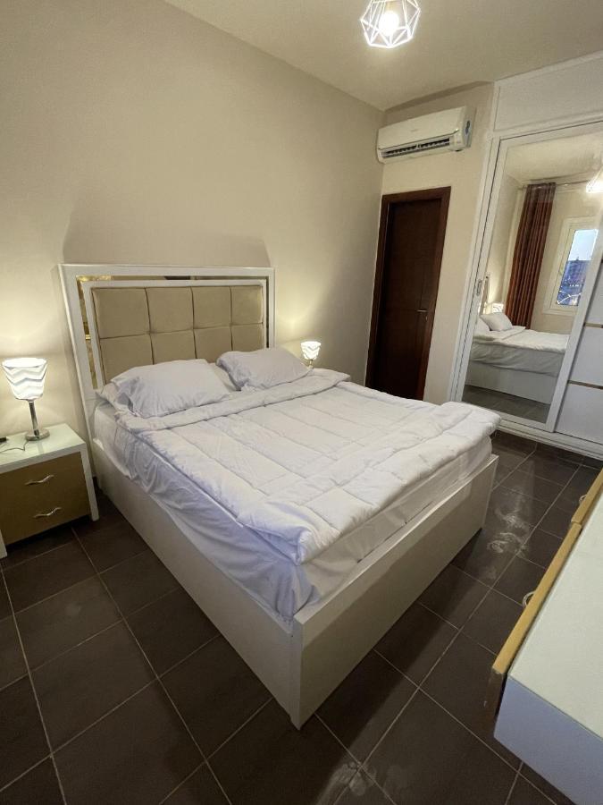 Fully Equipped Apartments Pool & Mountains View In Porto Sharm Resort Extérieur photo